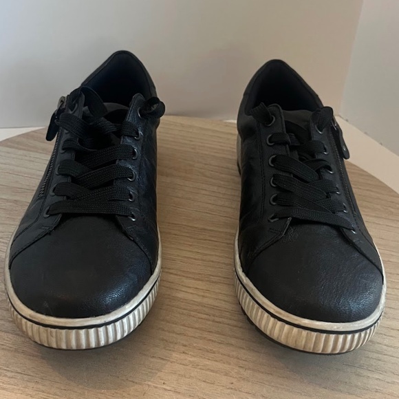 Remonte Soft Black Leather Sneakers Shoes Women’s Size 44 Comfort Casual Zip - Picture 5 of 8